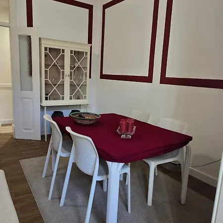 Avenidas Novas Family Nest